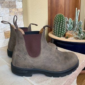 Blundstones Womens US Size 7 in Rustic Brown